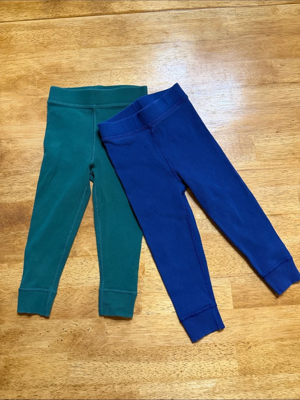 Hanna Andersson Kids Leggings in Teal and Royal Blue